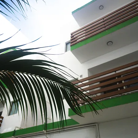 Brisamar Canteras Apartahotel 2*
