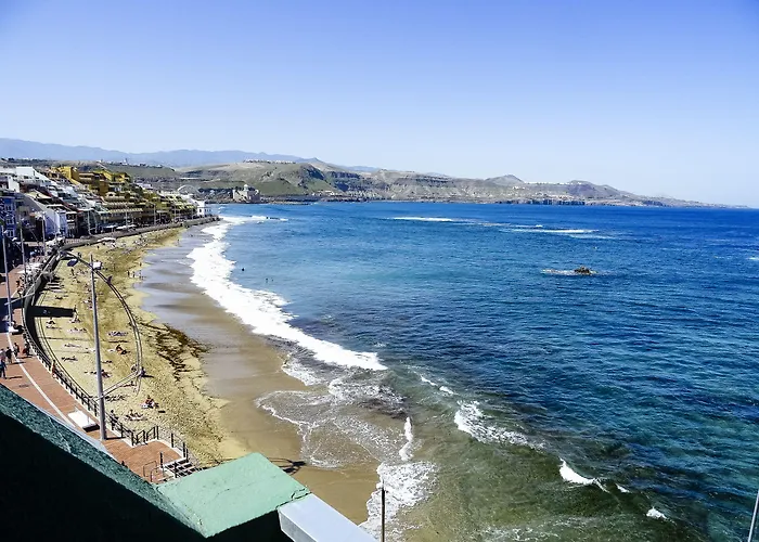 Ξενοδοχείο με διαμερίσματα Brisamar Canteras 2*